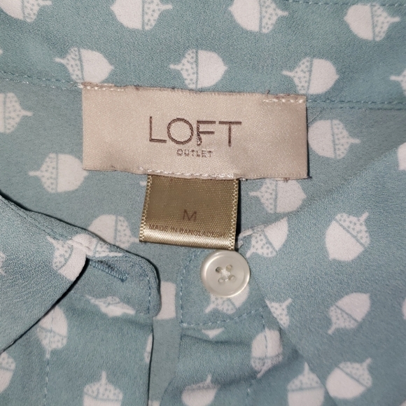 3💝 for $25 Loft Outlet Button Down Blouse - Picture 5 of 9
